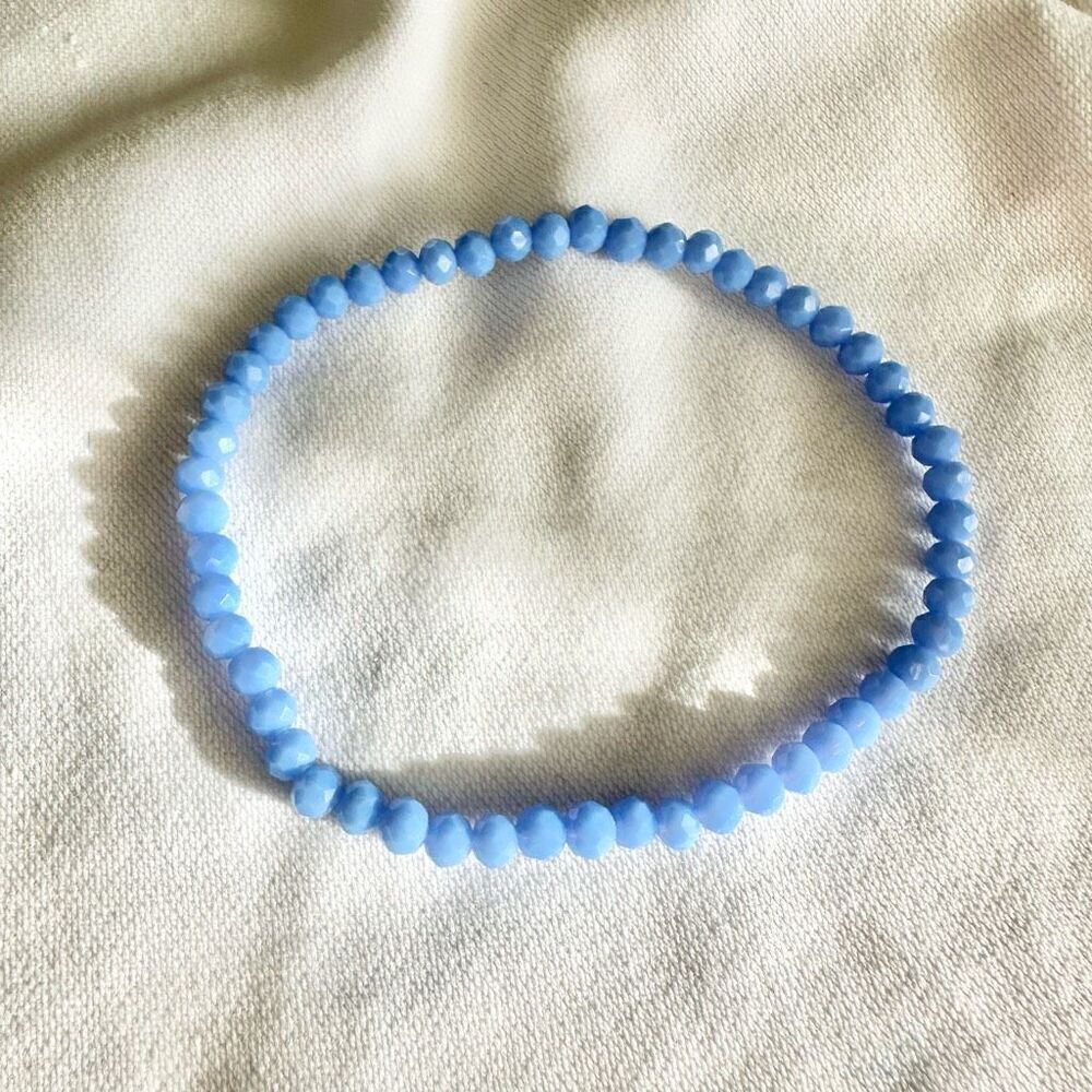 Powder blue sparkly beaded stretch bracelet